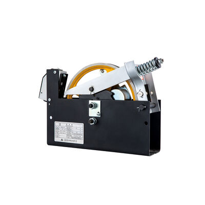 0.25 ~ 2.5m / s Tốc độ Thang máy vượt tốc độ Thống đốc với đường kính 240mm Sheave và 1000 ~ 2000N dây buộc